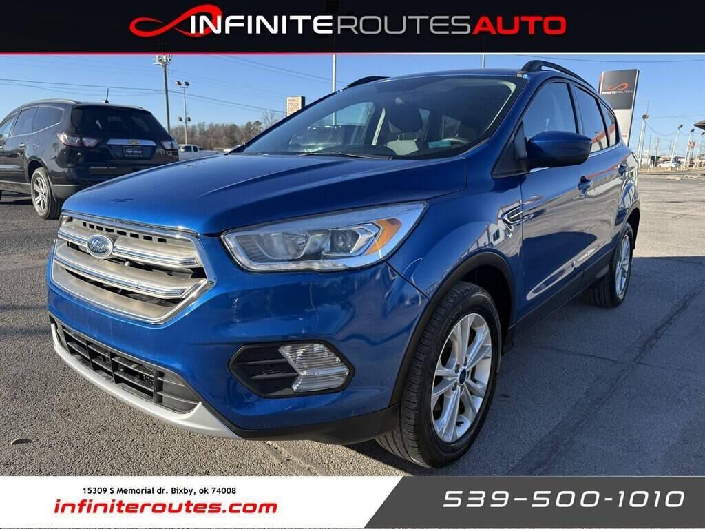 2017 FORD Escape
