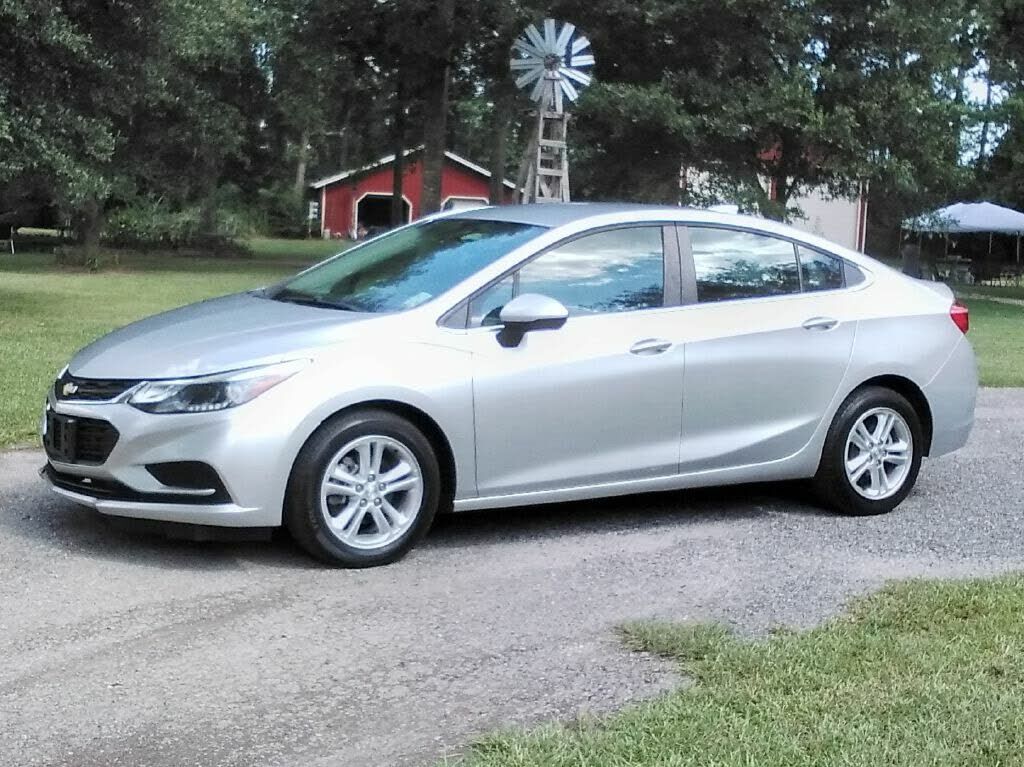 2018 CHEVROLET Cruze