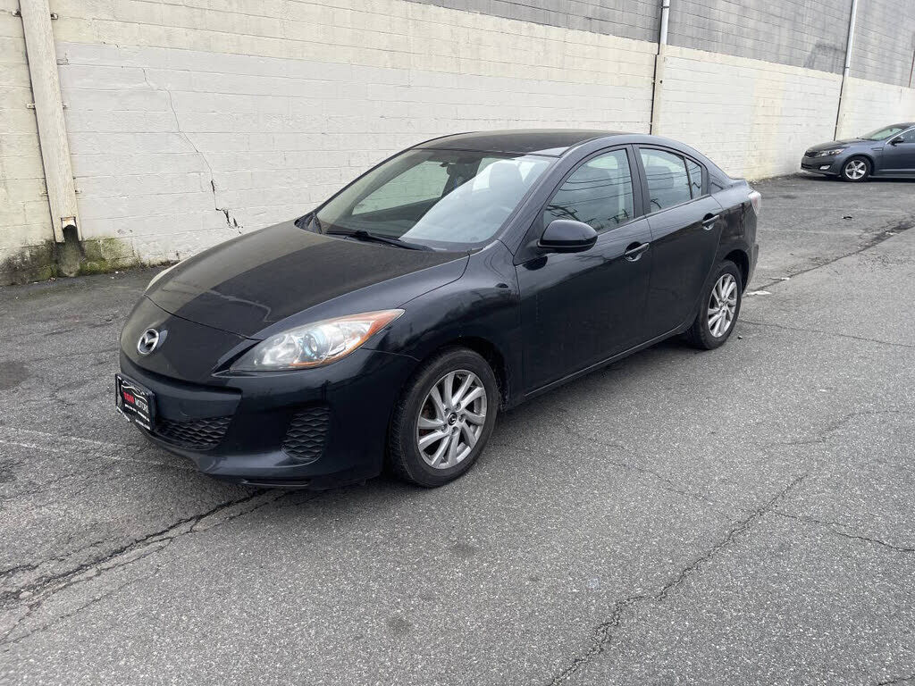 2013 MAZDA Mazda3