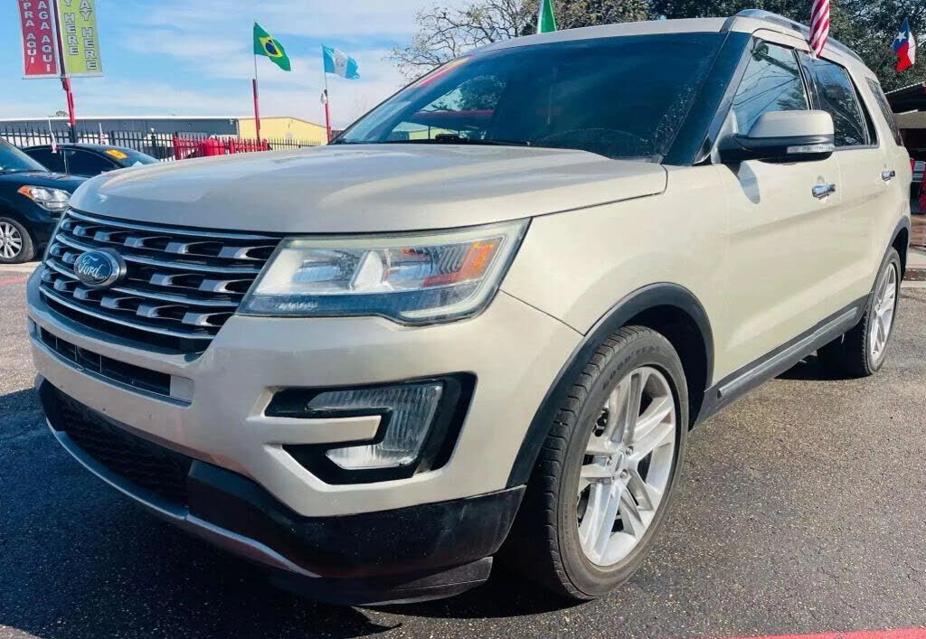 2017 FORD Explorer