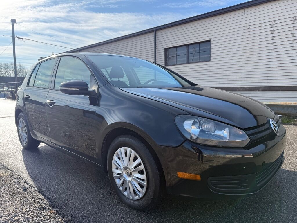 2013 VOLKSWAGEN Golf