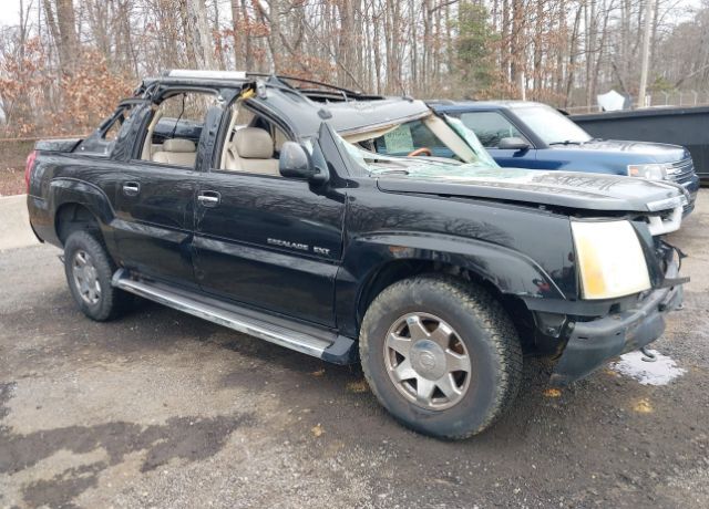 2004 CADILLAC Escalade