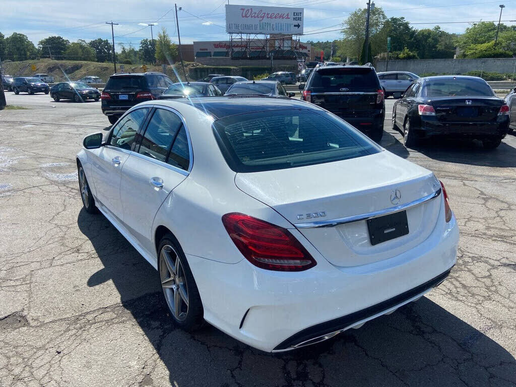 2015 MERCEDES-BENZ C-Class