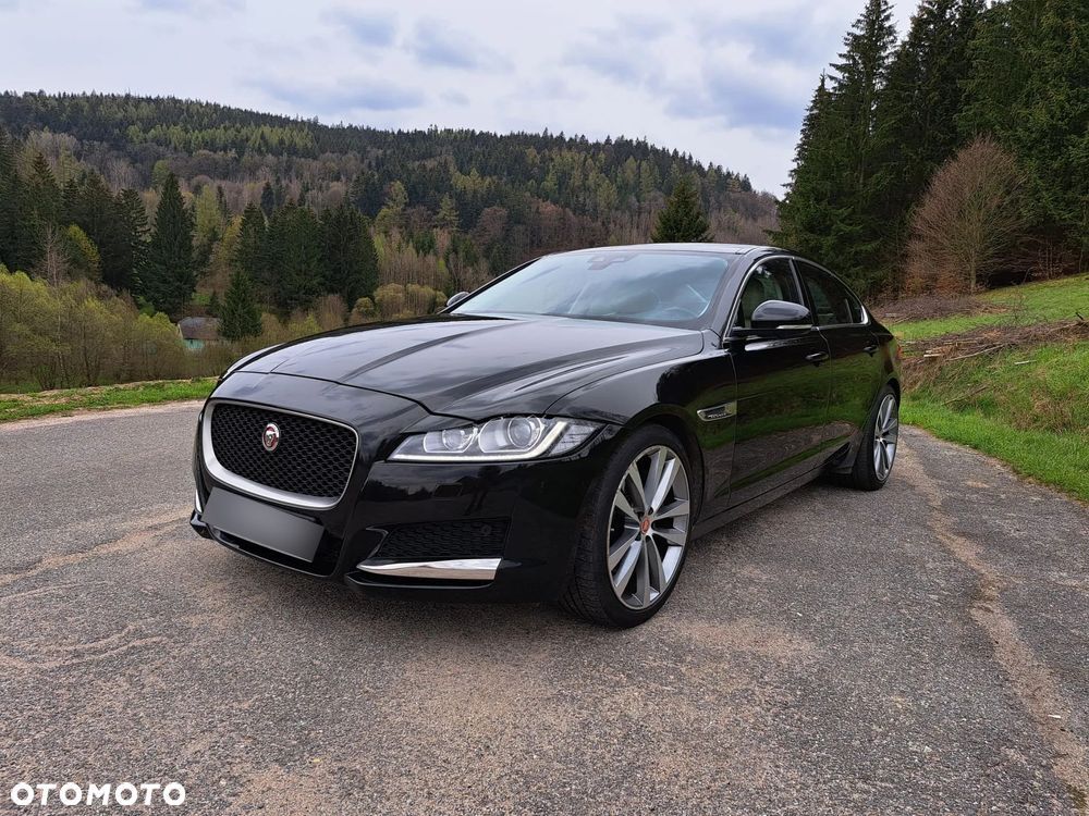 Jaguar XF