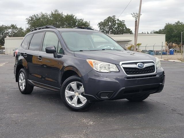 2015 SUBARU Forester