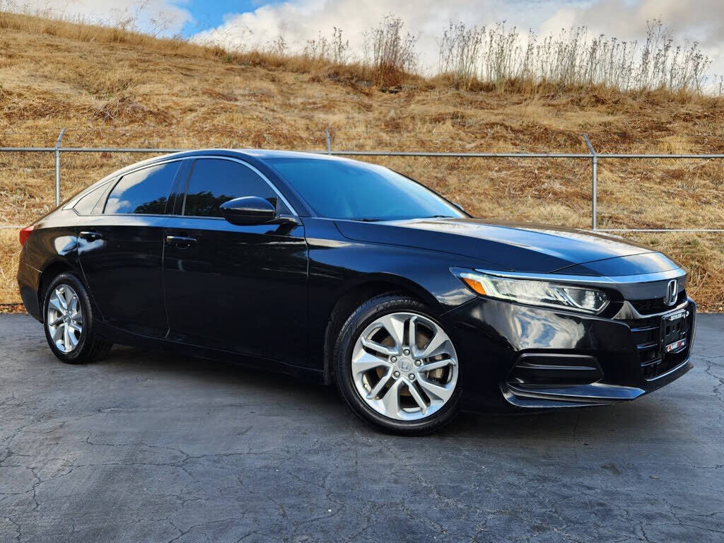 2018 HONDA Accord