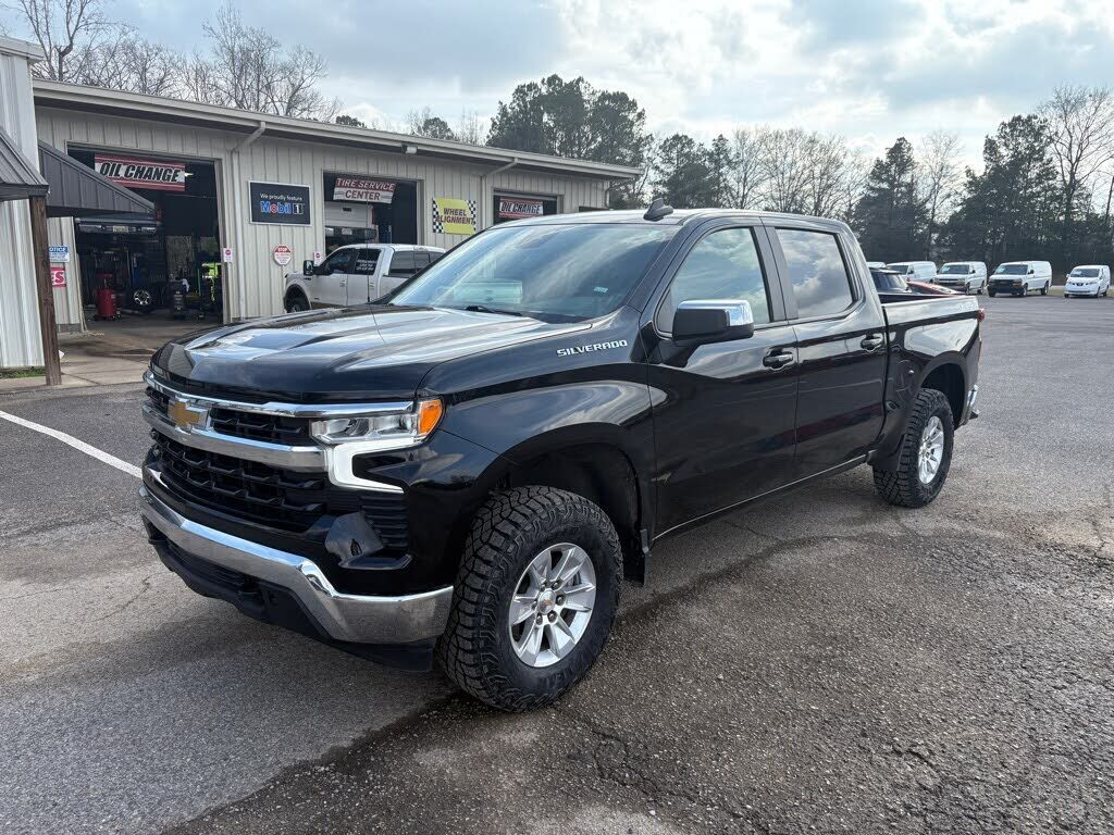 2025 CHEVROLET Silverado