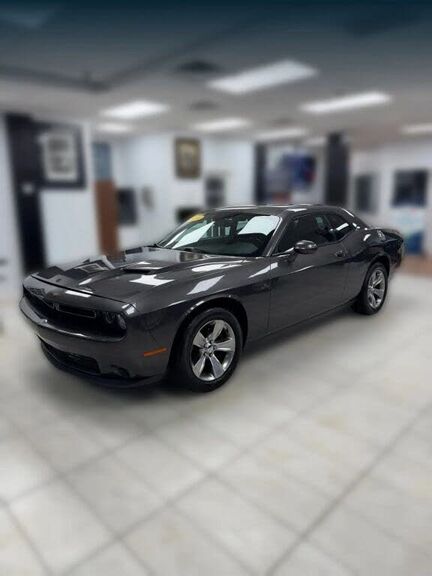 2016 DODGE Challenger