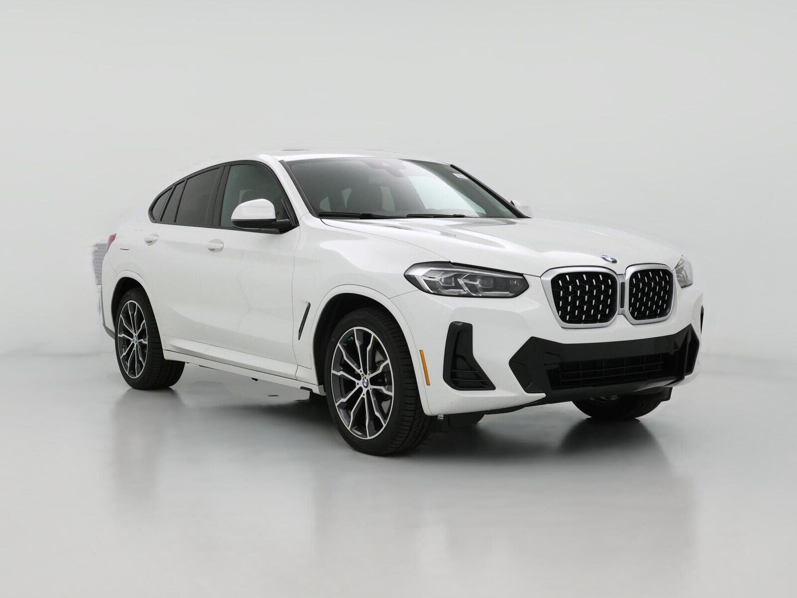 2022 BMW X4