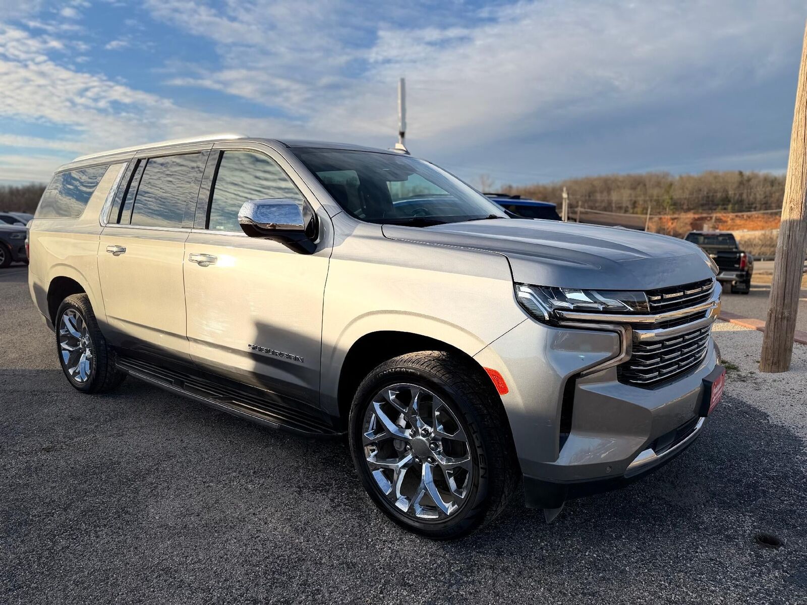 2023 CHEVROLET Suburban