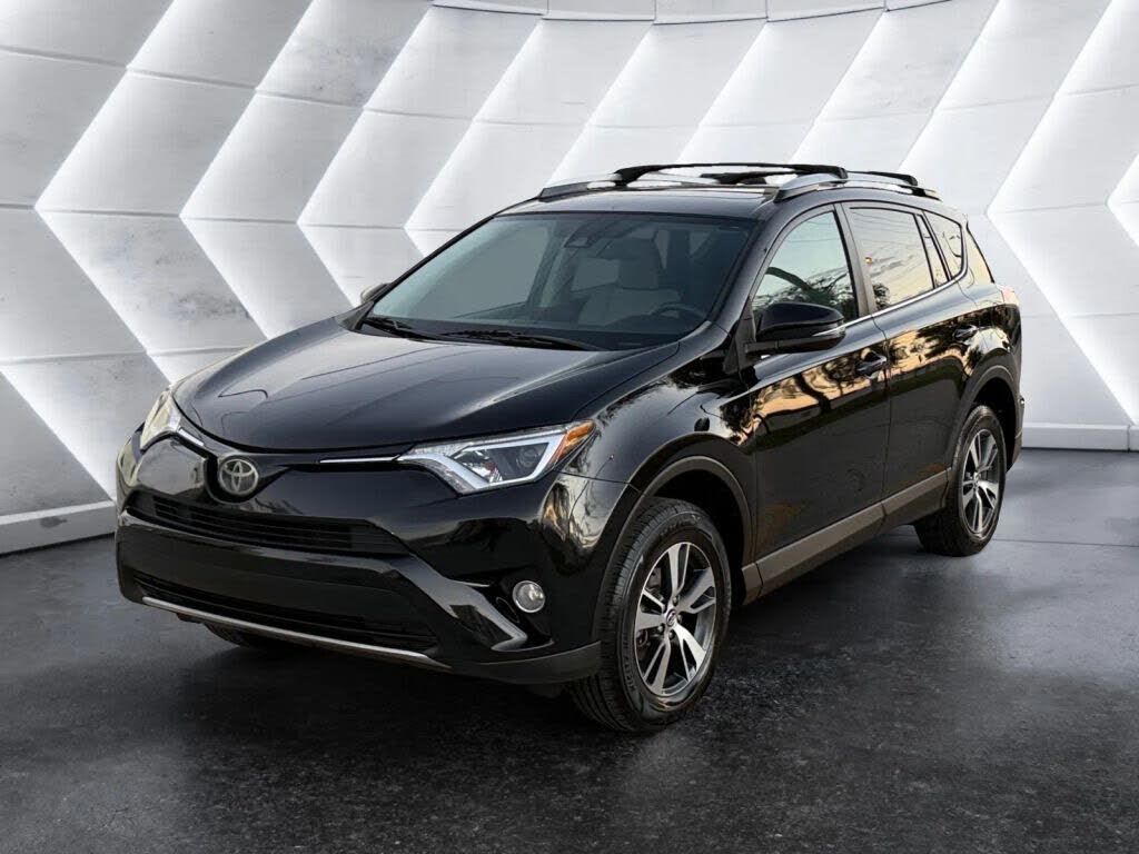 2017 TOYOTA RAV4