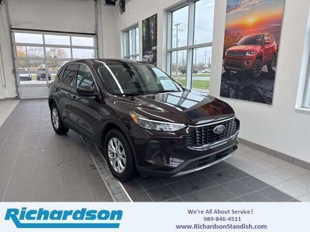 2023 FORD Escape