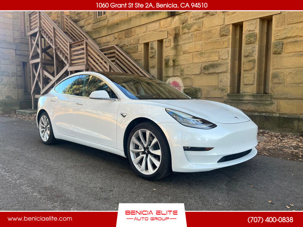 2018 TESLA Model 3