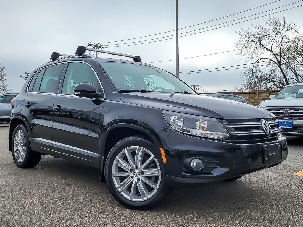 2015 VOLKSWAGEN Tiguan