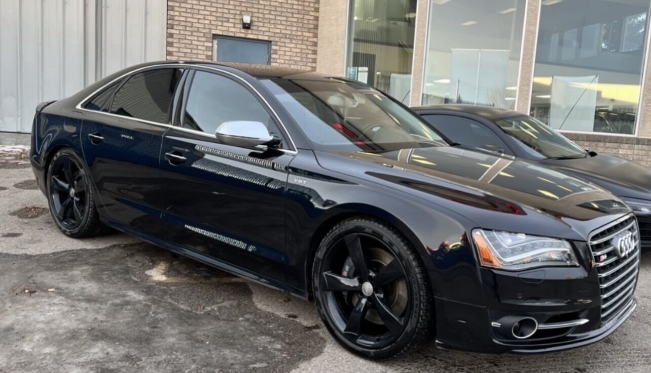 Audi S8