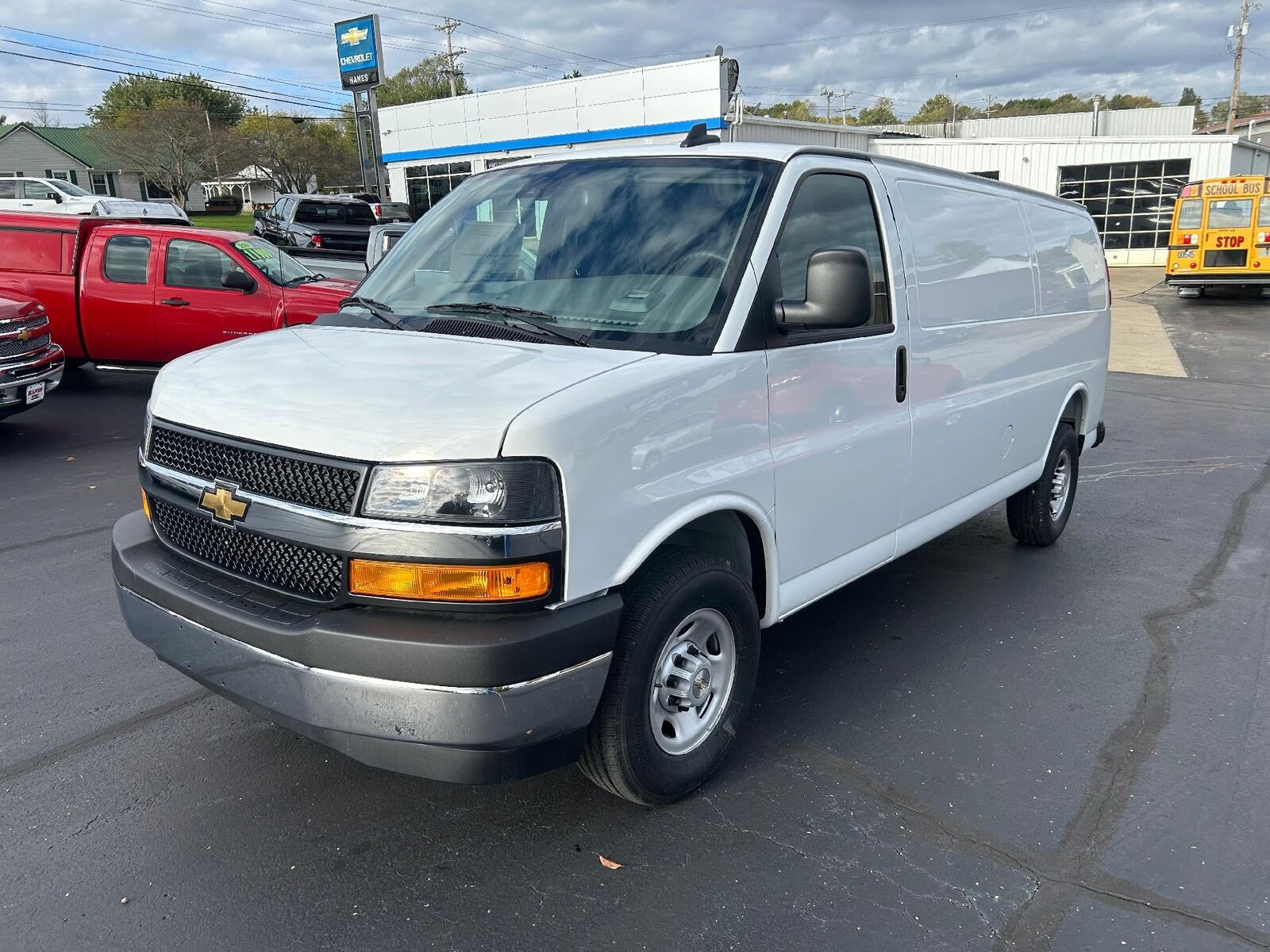 2025 CHEVROLET Express