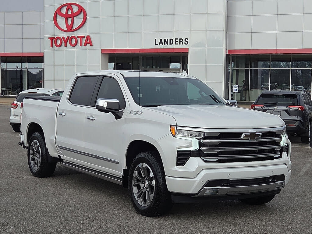 2025 CHEVROLET Silverado