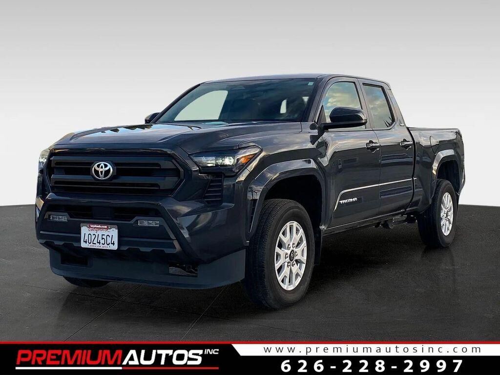 2024 TOYOTA Tacoma