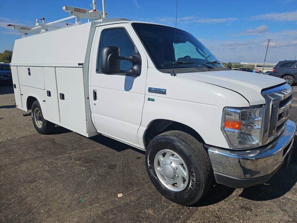 2019 FORD E-350