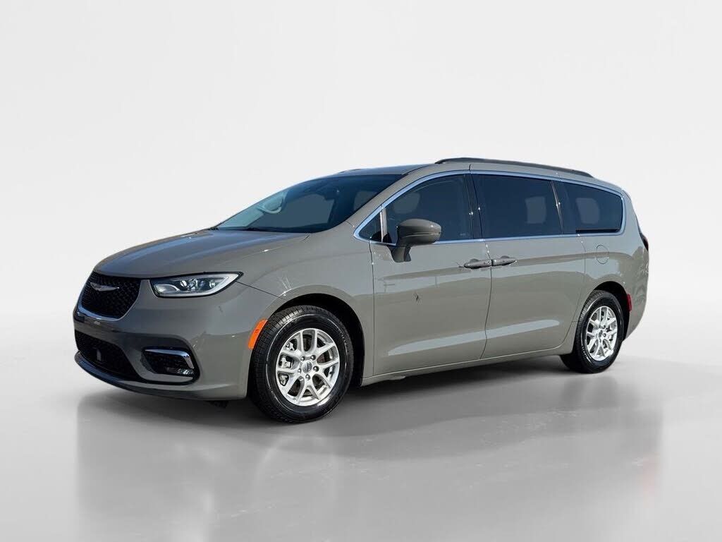 2022 CHRYSLER Pacifica