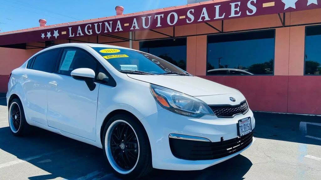 2016 KIA Rio