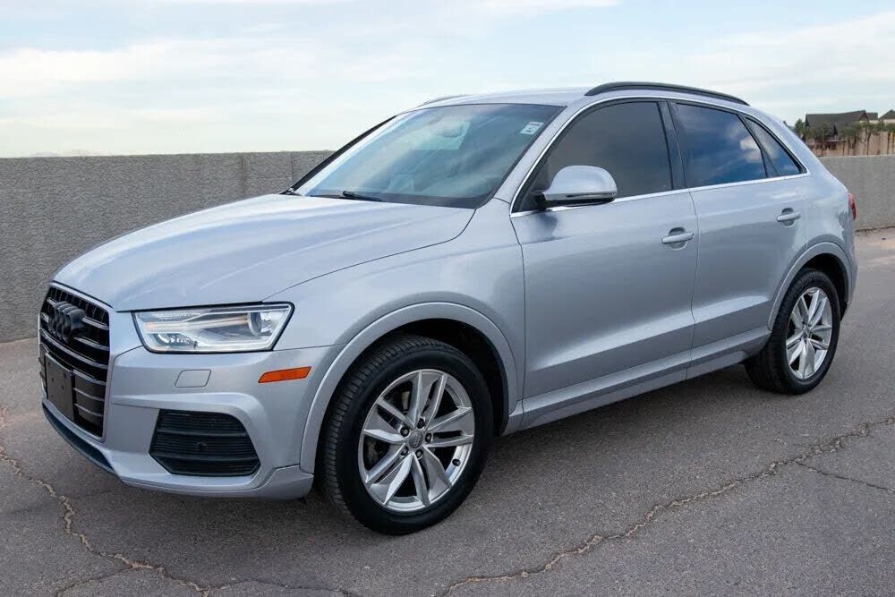 2016 AUDI Q3