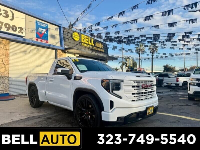2023 GMC Sierra