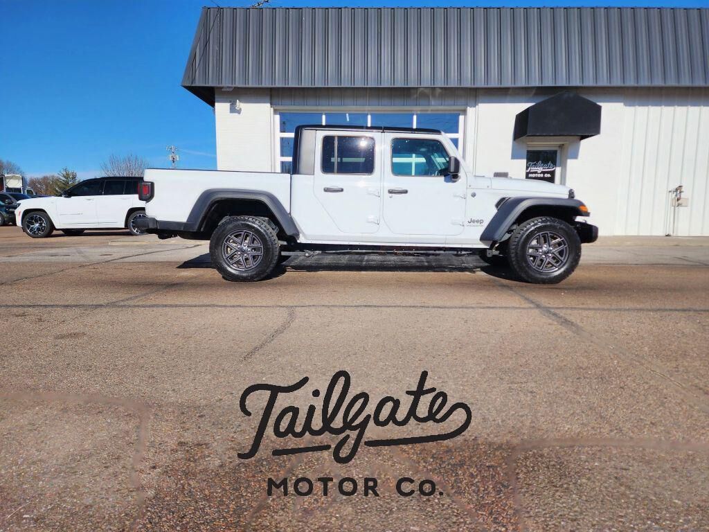 2025 JEEP Gladiator
