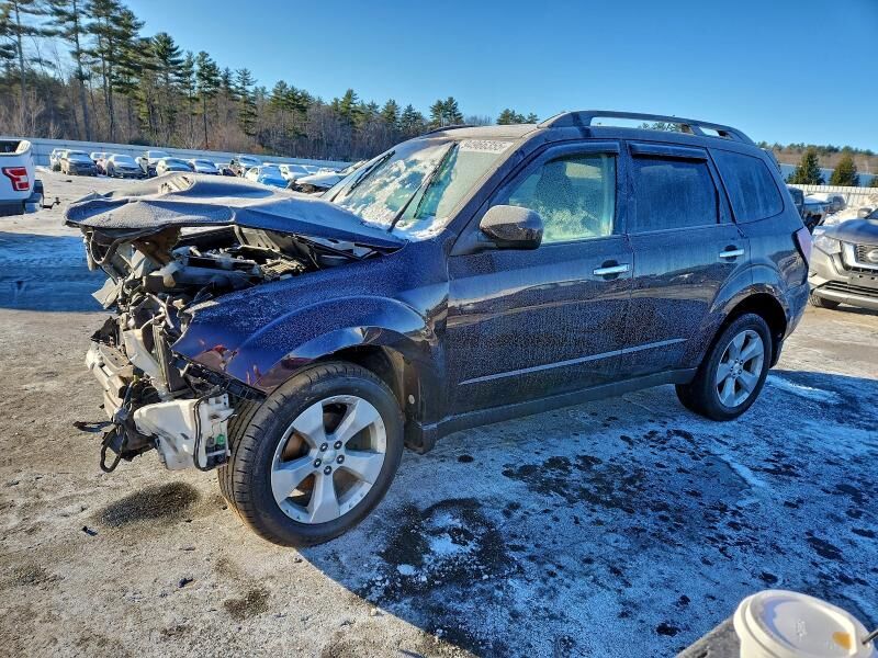 2013 SUBARU Forester