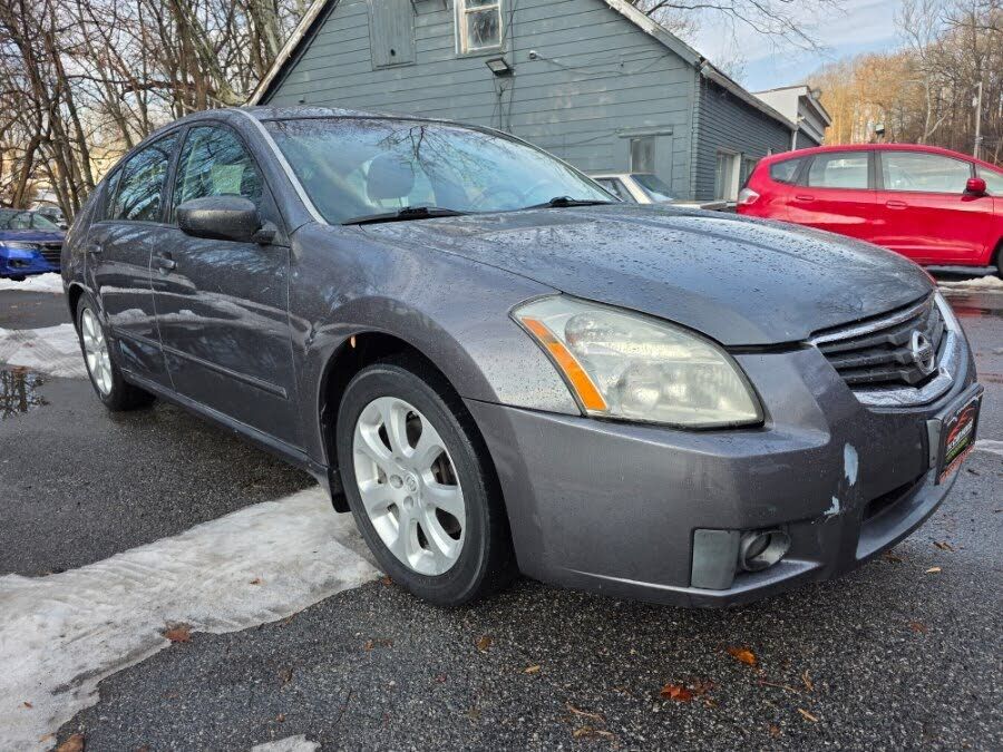 Nissan Maxima