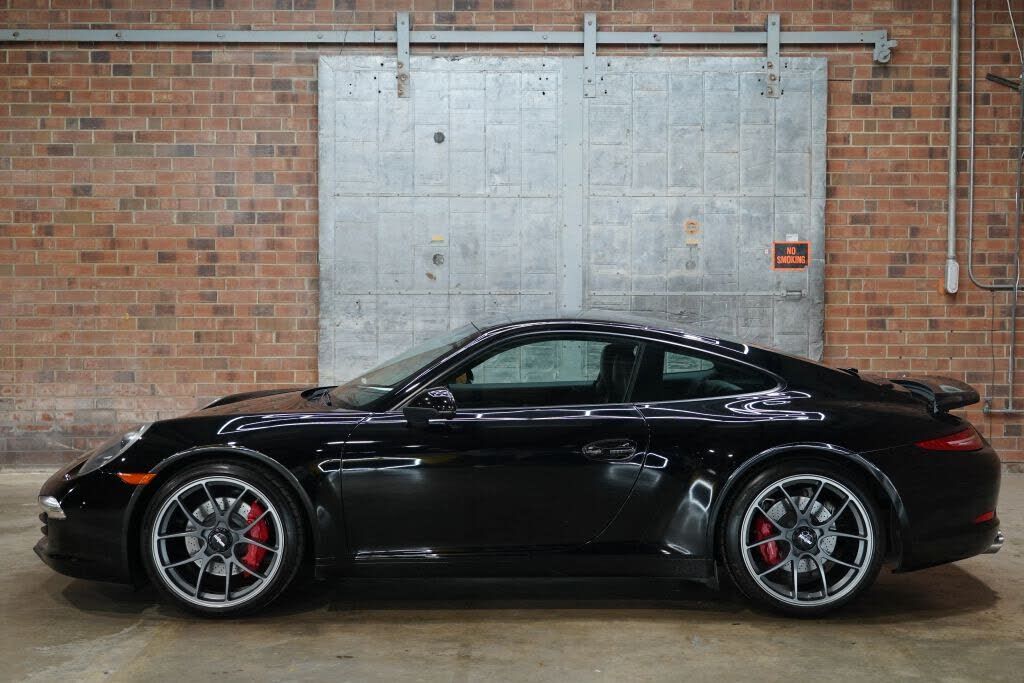 2012 PORSCHE 911