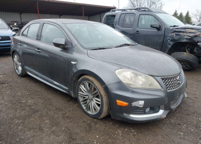 2012 SUZUKI Kizashi