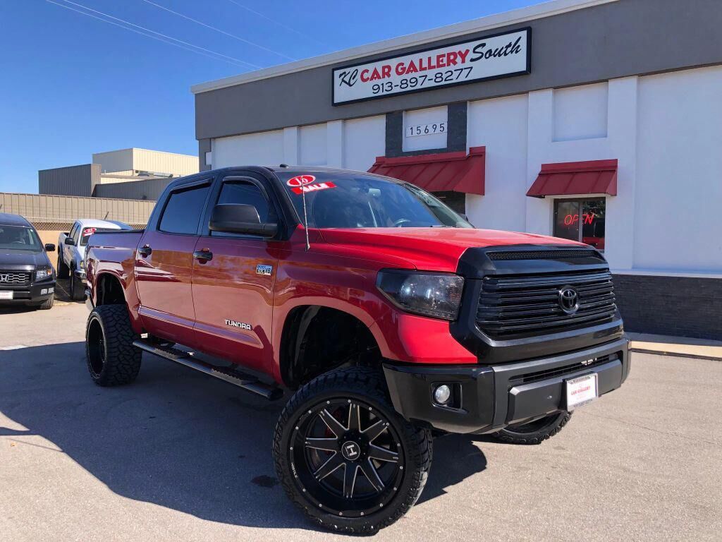 2016 TOYOTA Tundra