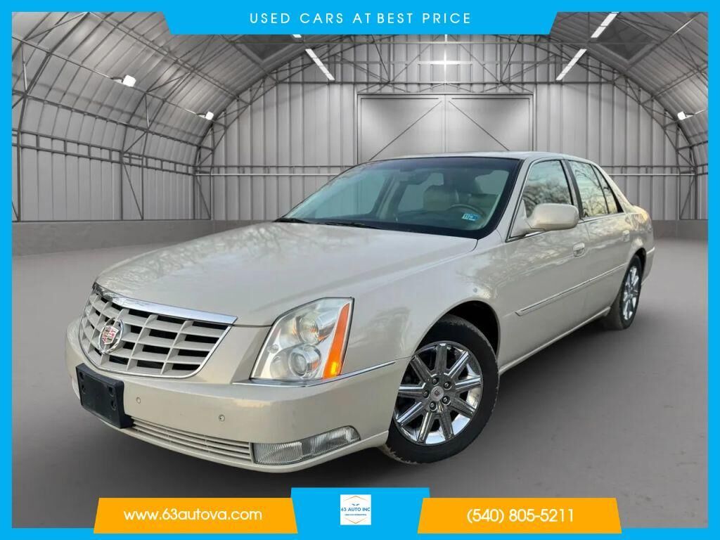 2011 CADILLAC DTS