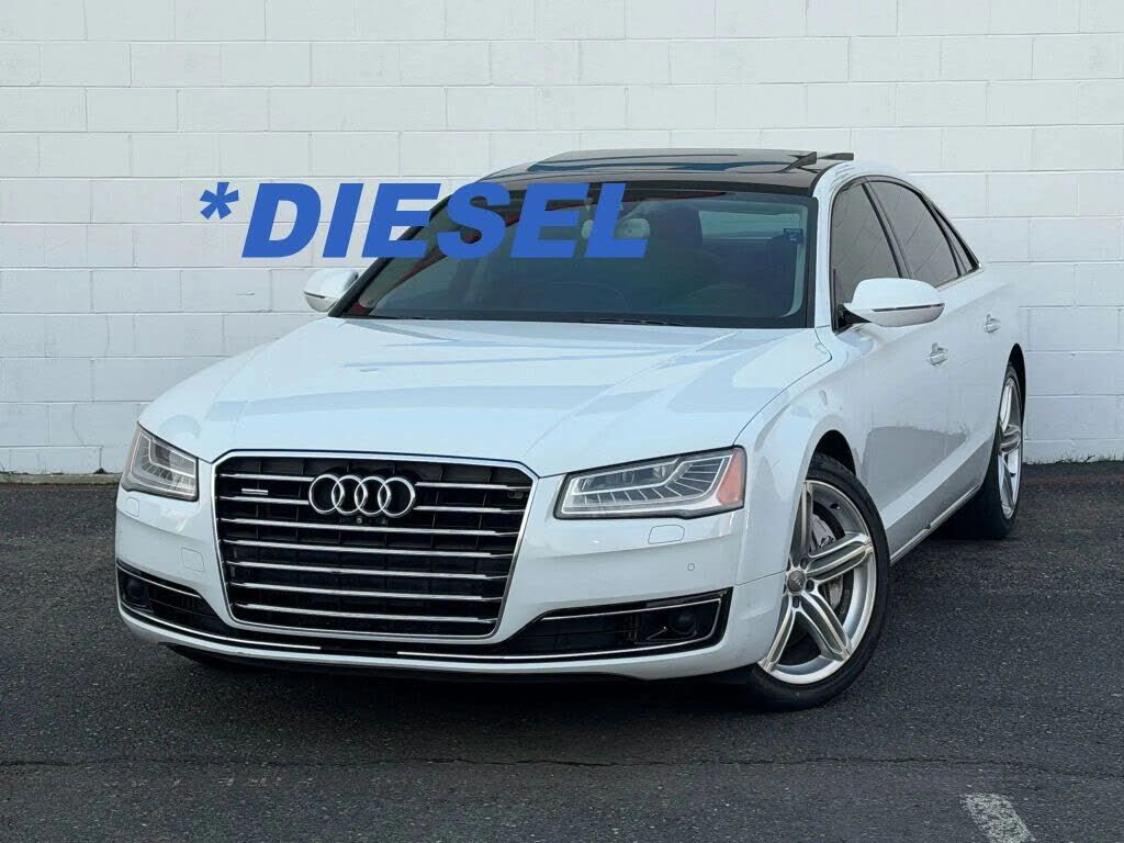 2016 AUDI A8