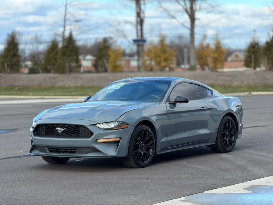 2020 FORD Mustang