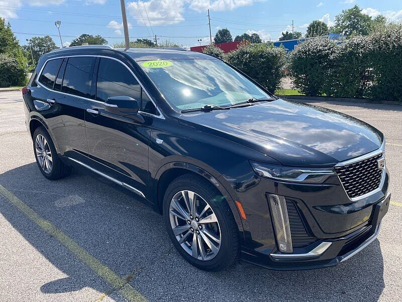 2020 CADILLAC XT6