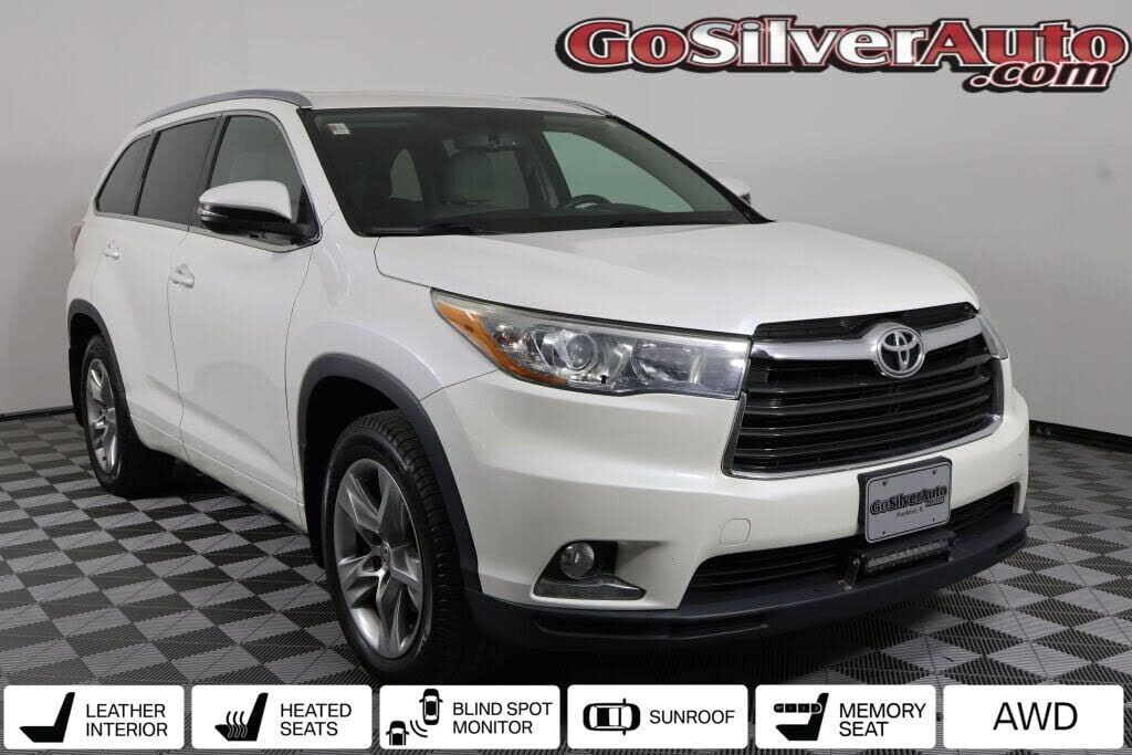 2015 TOYOTA Highlander