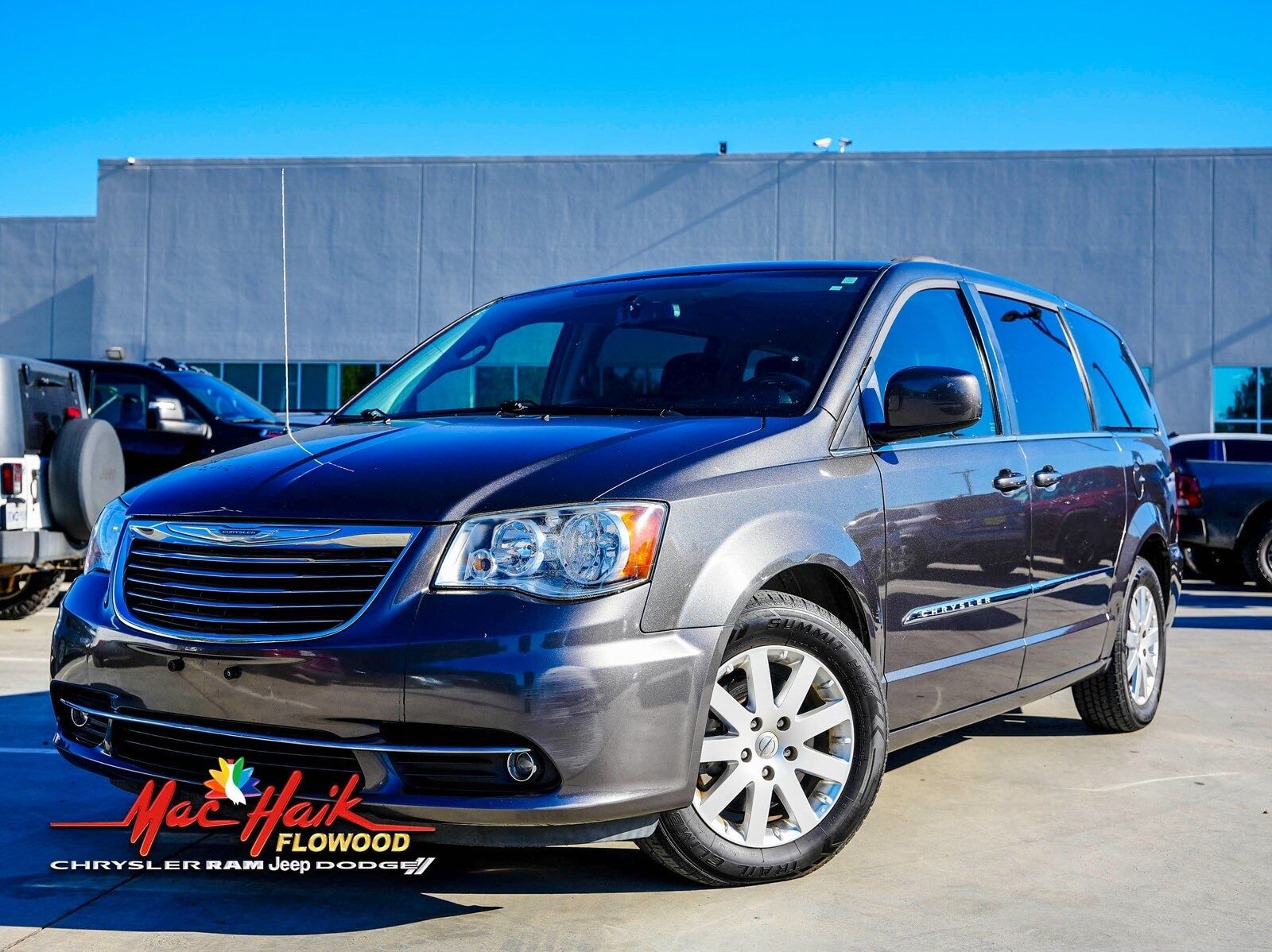 2016 CHRYSLER Town and Country