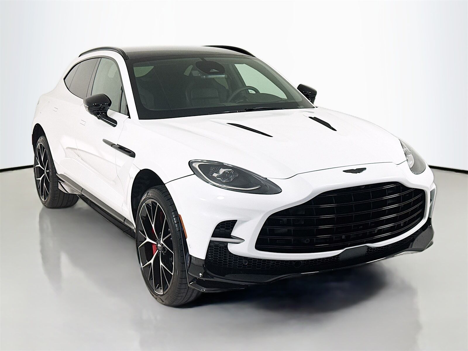 2026 ASTON MARTIN DBX