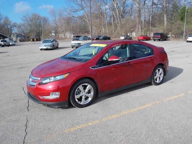 2013 CHEVROLET Volt