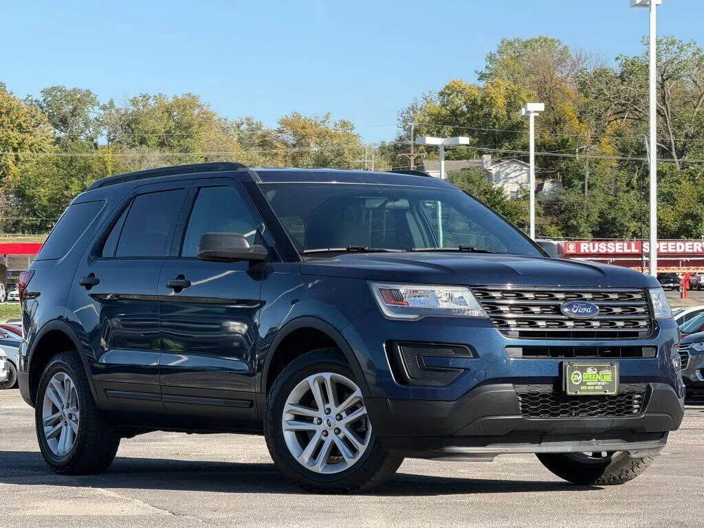 2017 FORD Explorer
