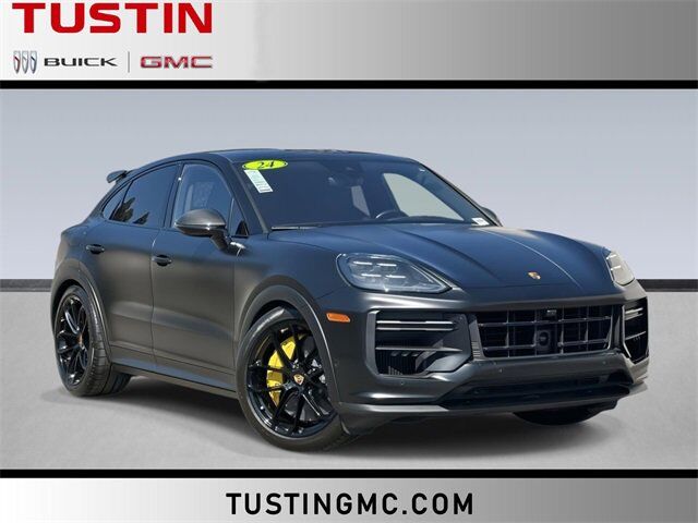 2024 PORSCHE Cayenne