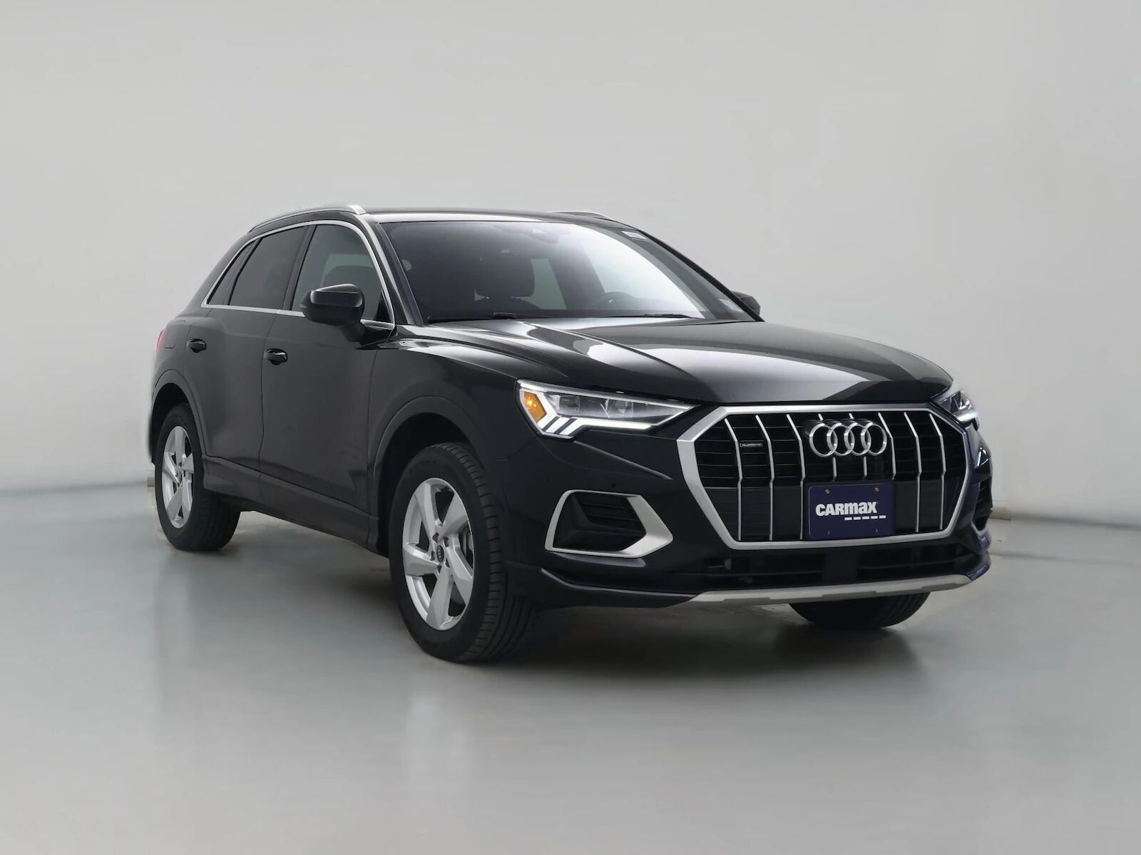 2022 AUDI Q3