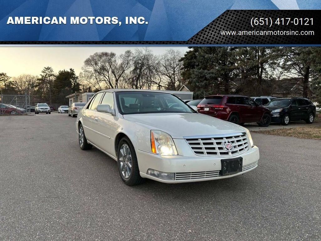 2011 CADILLAC DTS