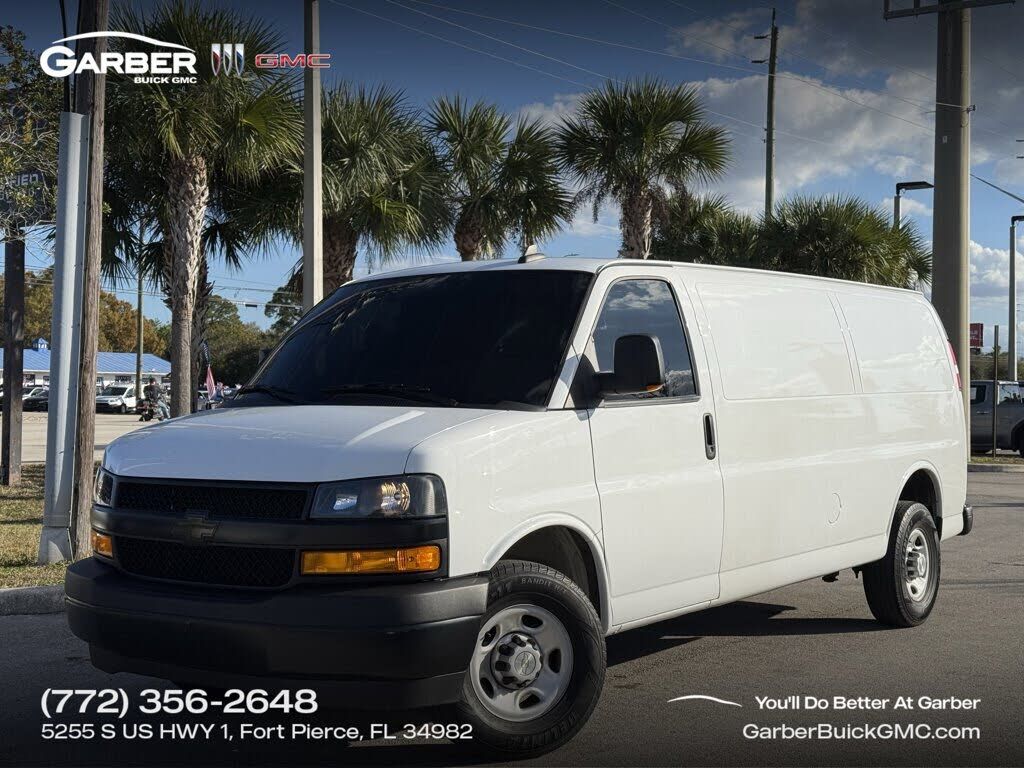 2021 CHEVROLET Express