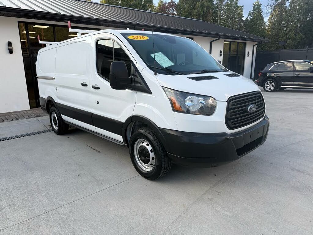 2019 FORD Transit
