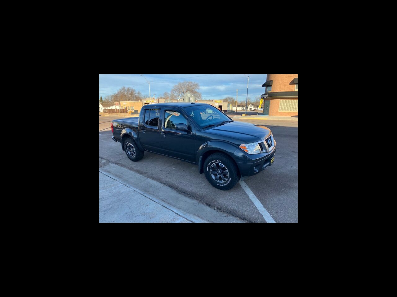 2015 NISSAN Frontier