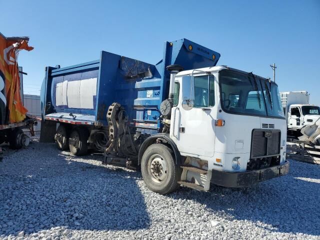 2011 AUTOCAR Xpeditor