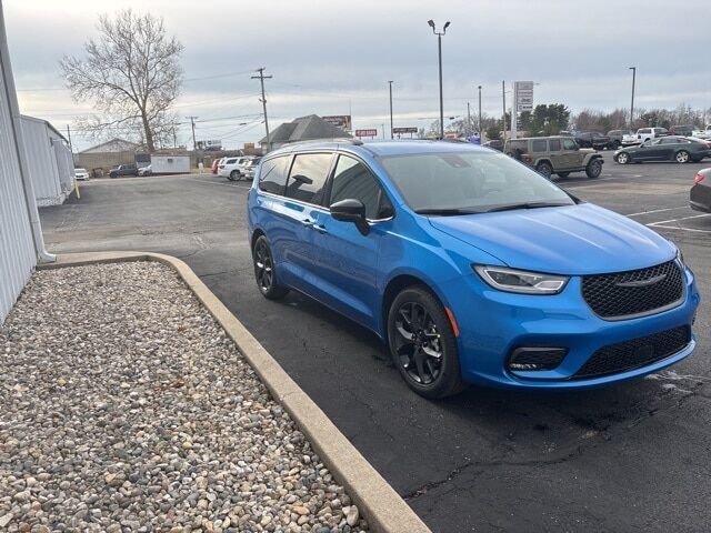 2026 CHRYSLER Pacifica